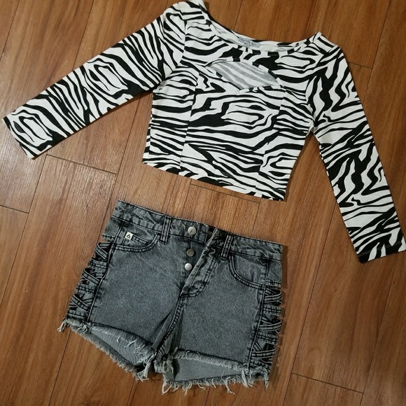 Charlotte Russe Tops - Cut Out Crop Top